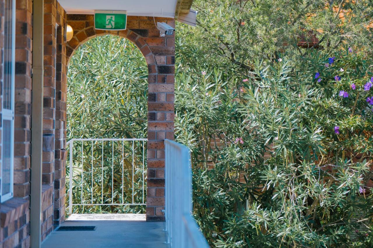 Gosford Palms Motor Inn Εξωτερικό φωτογραφία