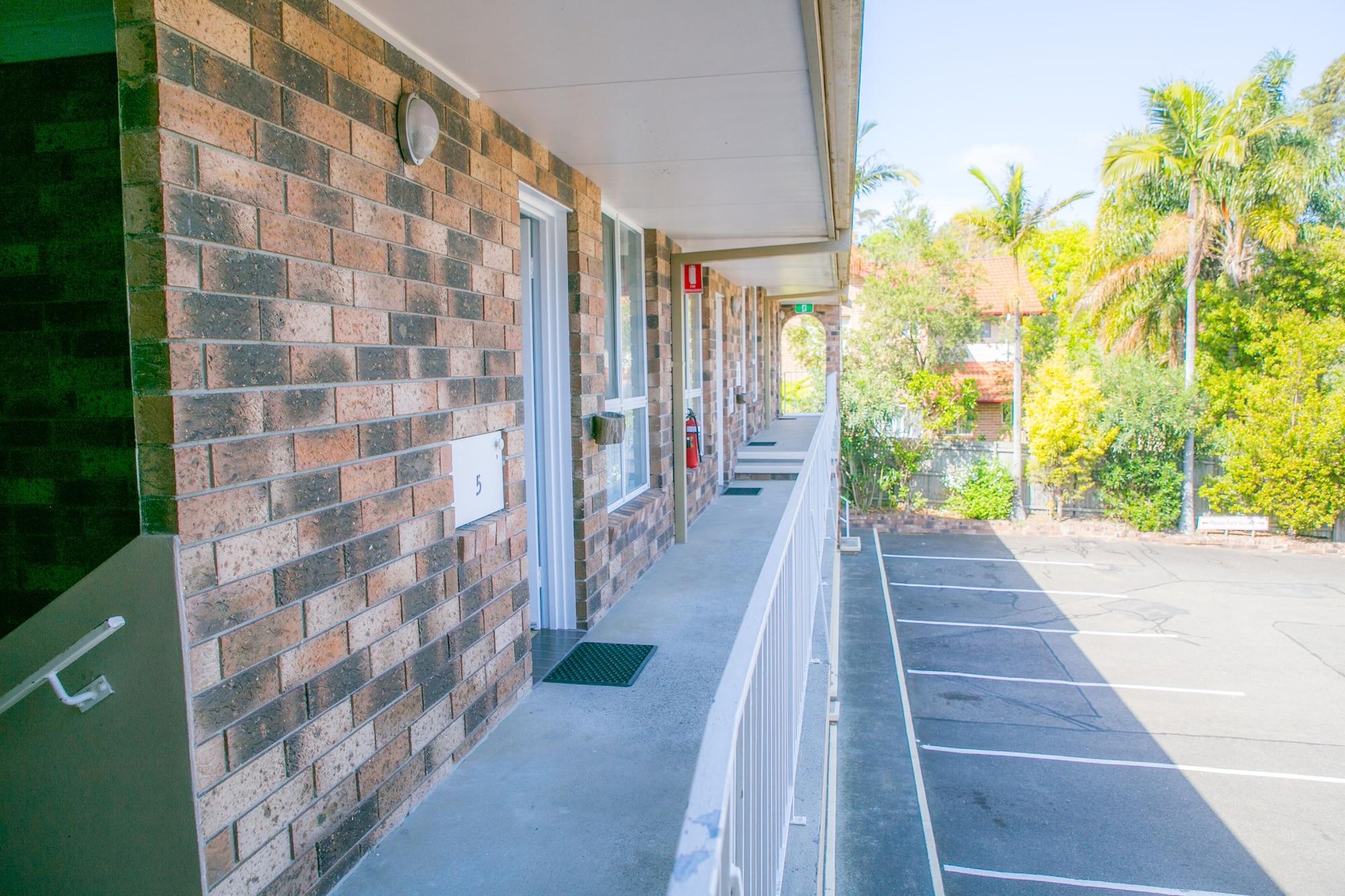 Gosford Palms Motor Inn Εξωτερικό φωτογραφία